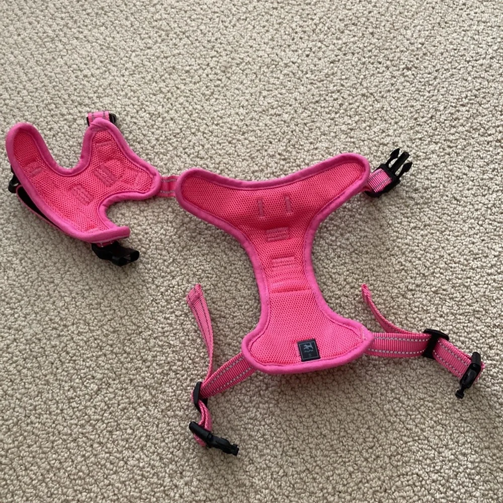 NEW PoyPet Safety Dog Harness Three Buckle Hot Pink Size Small Multi-Way NWOT